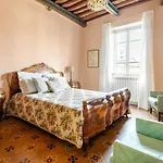Maison Deco - Timeless Elegance Apartamento