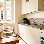 Apartamento Maison Deco - Timeless Elegance