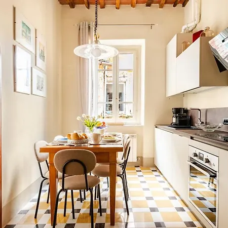 Maison Deco - Timeless Elegance Apartman