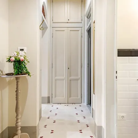 Maison Deco - Timeless Elegance * Lucca