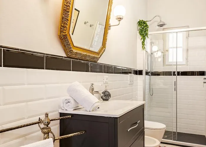 Apartman Maison Deco - Timeless Elegance *