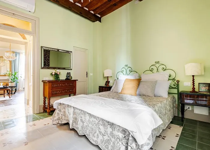 Maison Deco - Timeless Elegance Apartman Lucca