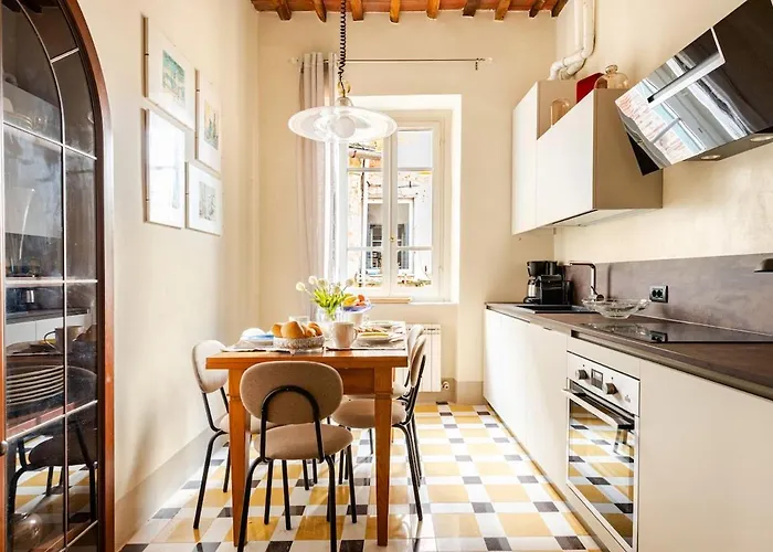 Maison Deco - Timeless Elegance Apartman