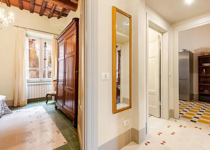 Maison Deco - Timeless Elegance Lucca