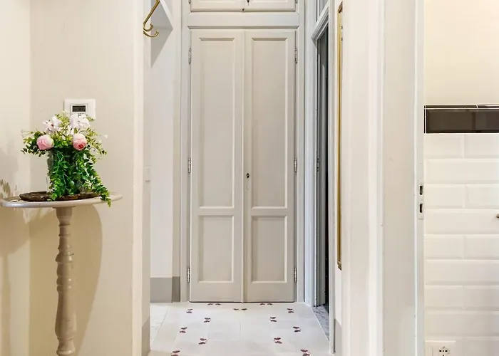 Maison Deco - Timeless Elegance * Lucca