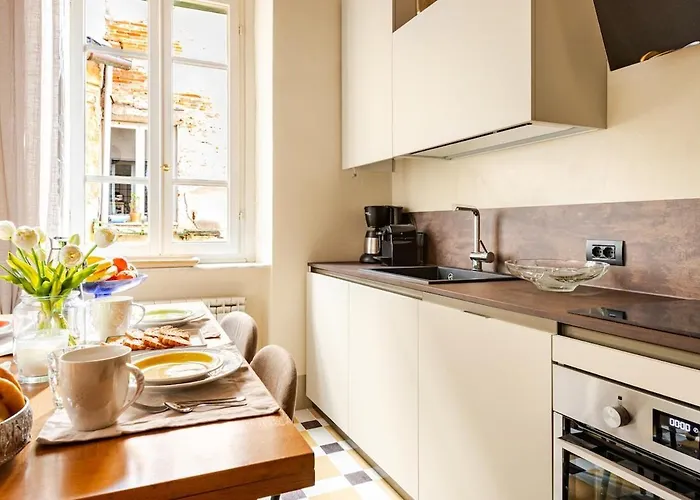 アパート Maison Deco - Timeless Elegance